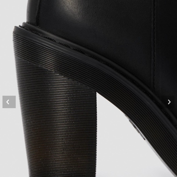 MAGDALENA WOMEN'S LEATHER HEELED CHELSEA BOOTS - Picture 2 of 7